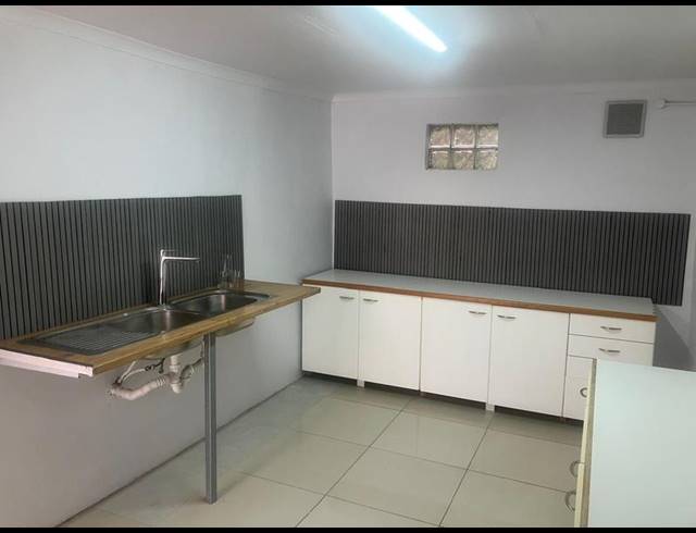 2 BEDROOM PROPERTY TO RENT IN NEW WOODLANDS